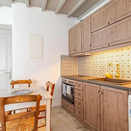 Elenitas House In アパート