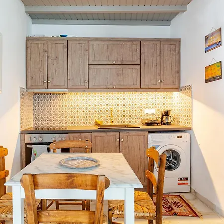 Elenitas House In דירה אורנוס